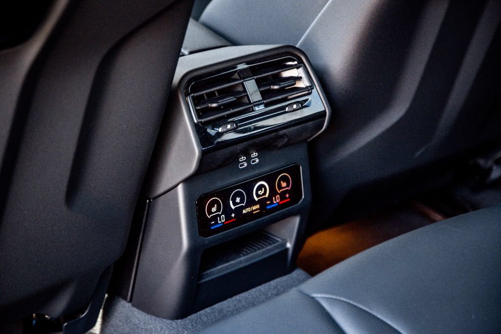 New 2026 BMW M5 Touring AWD/4WD image 26