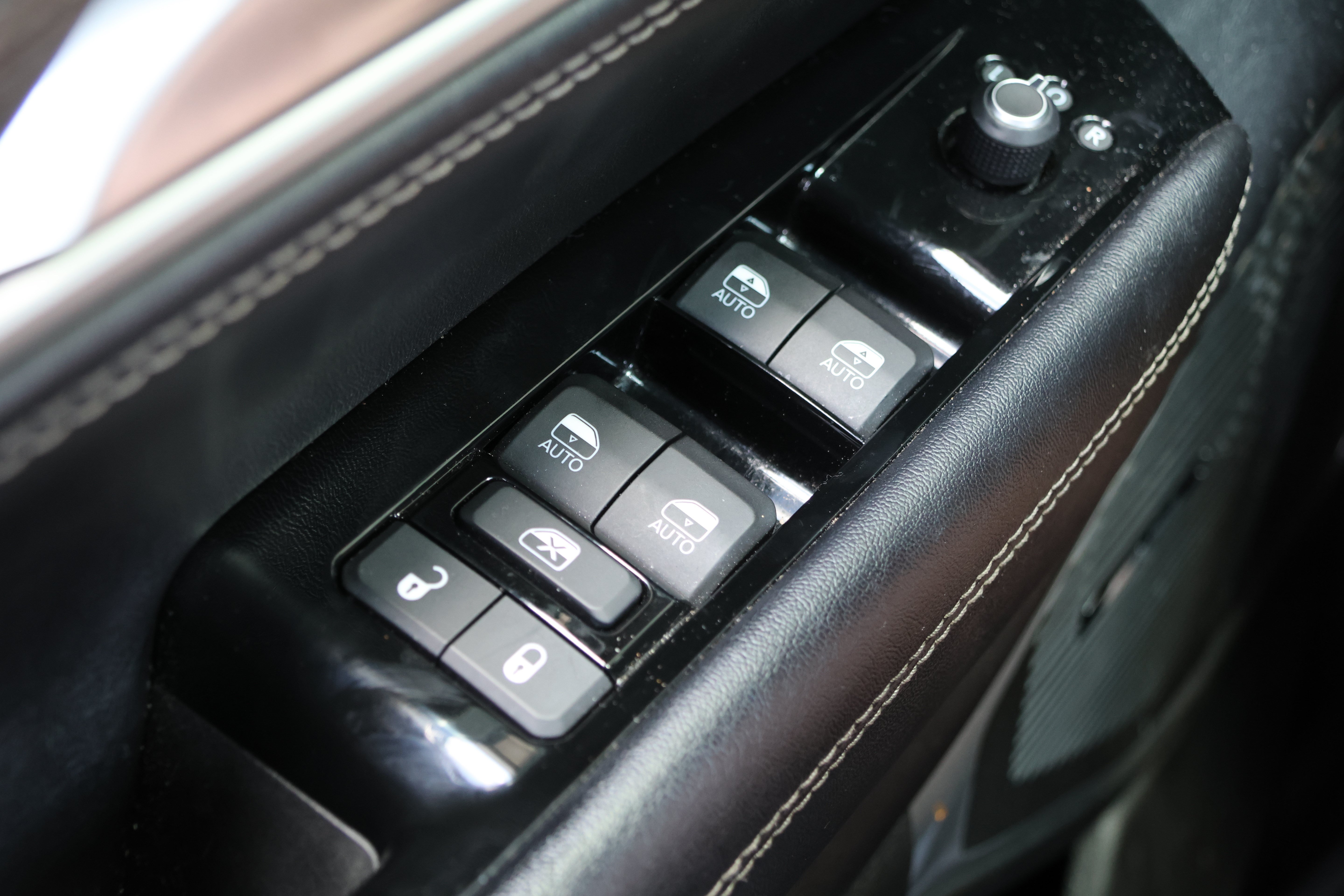 Used 2022 Jeep Wagoneer Series II w/ Premium Group I AWD/4WD image 14