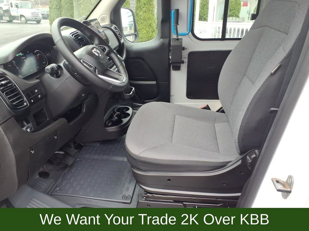 Used 2024 RAM ProMaster 3500 w/ Delivery Van Package image 10