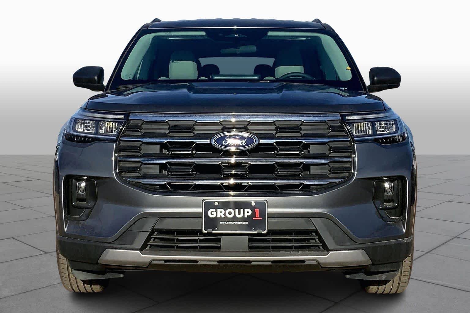 New 2026 Ford Explorer Active w/ Active Comfort Package image 3