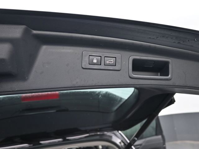 Used 2023 Subaru Forester Limited AWD/4WD image 7