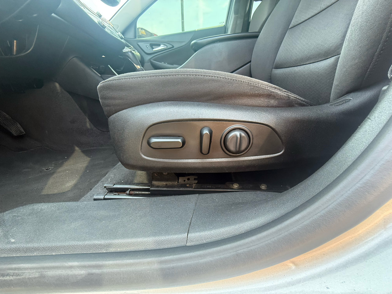 Used 2019 Chevrolet Malibu RS image 26