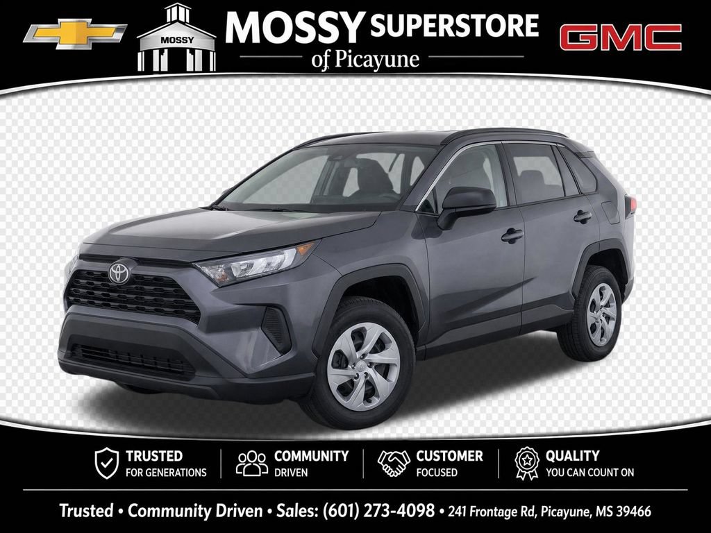 Used 2021 Toyota RAV4 LE FWD image 1