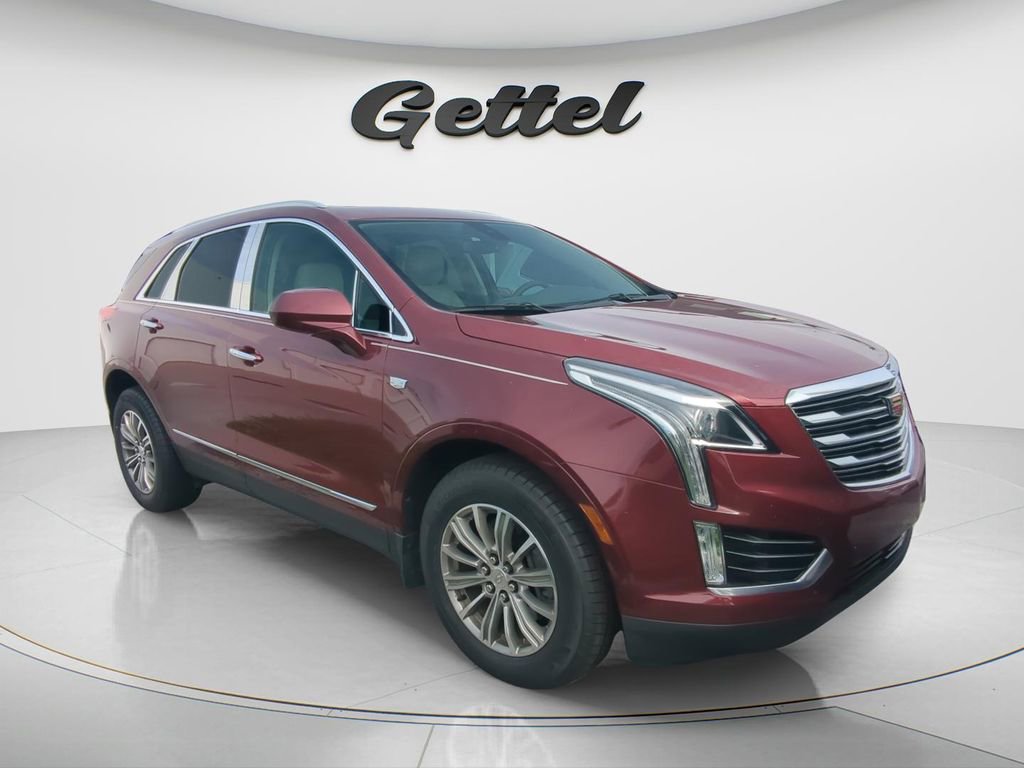 Used 2017 Cadillac XT5 Luxury w/ Driver Awareness Package FWD image 13