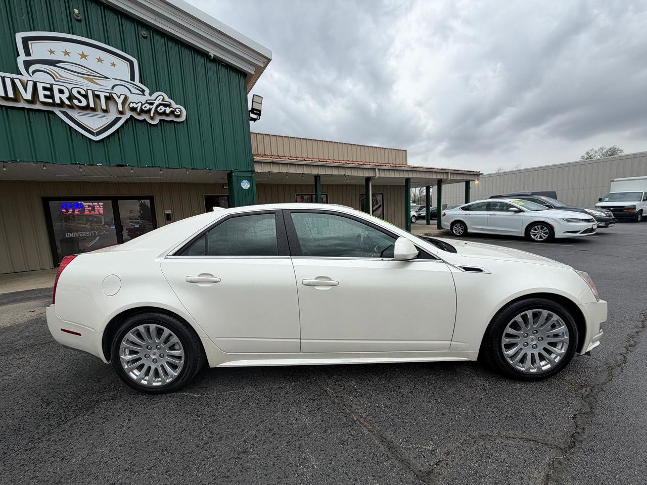 Used 2011 Cadillac CTS Premium image 2