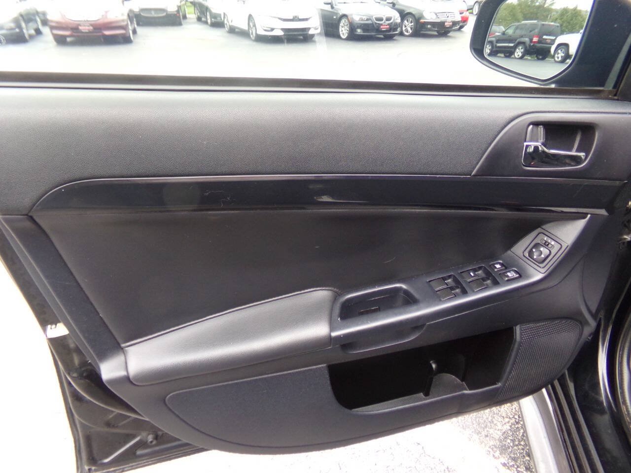Used 2016 Mitsubishi Lancer ES FWD image 8