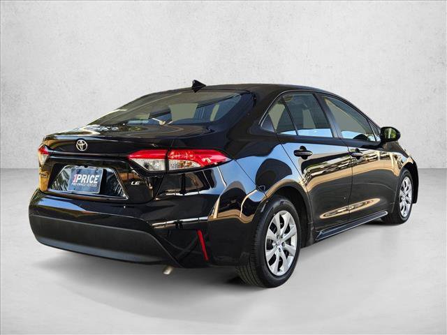 Used 2025 Toyota Corolla LE FWD image 5