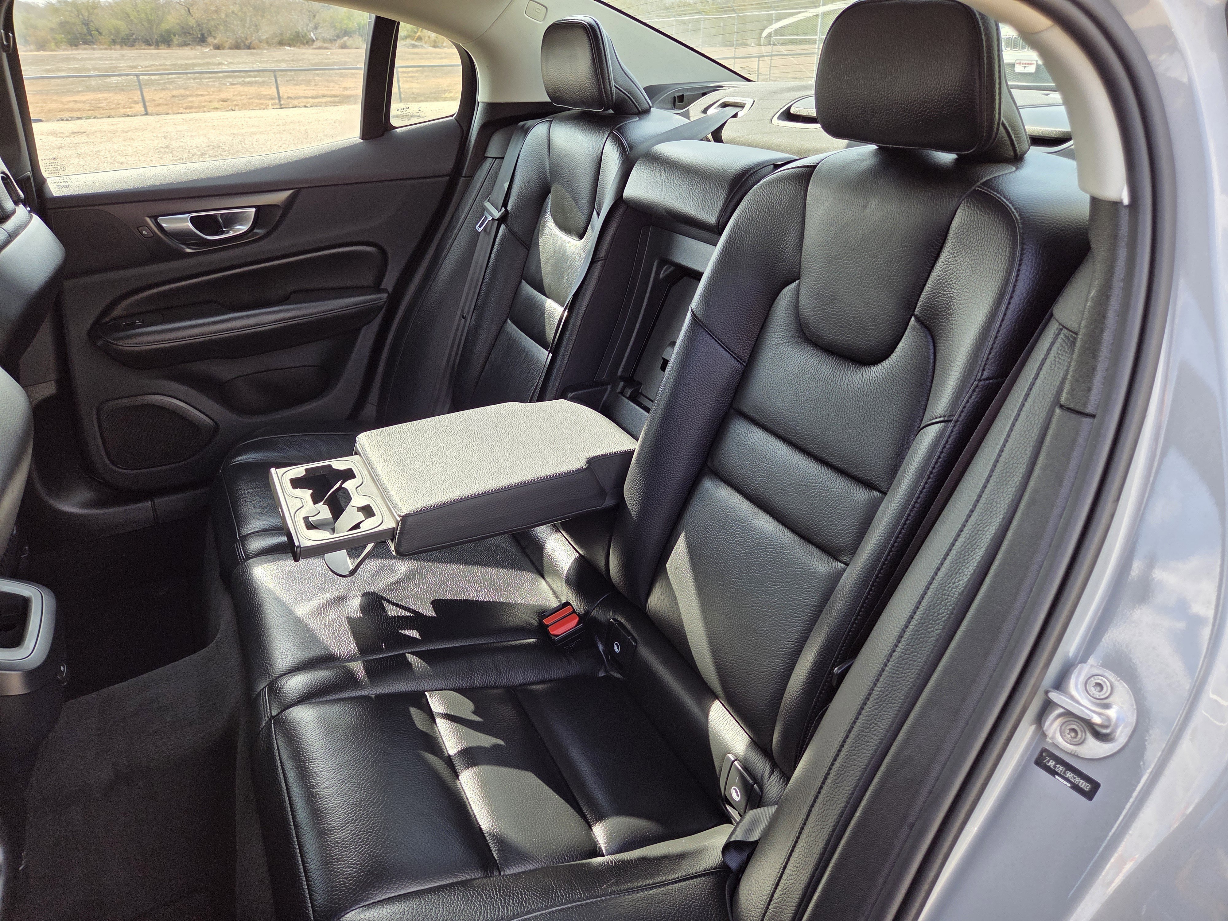 Used 2024 Volvo S60 B5 Plus image 23