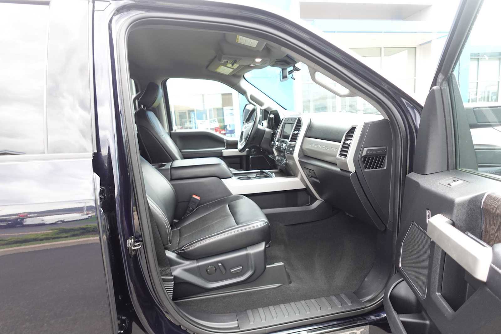 Used 2021 Ford F250 Lariat image 30
