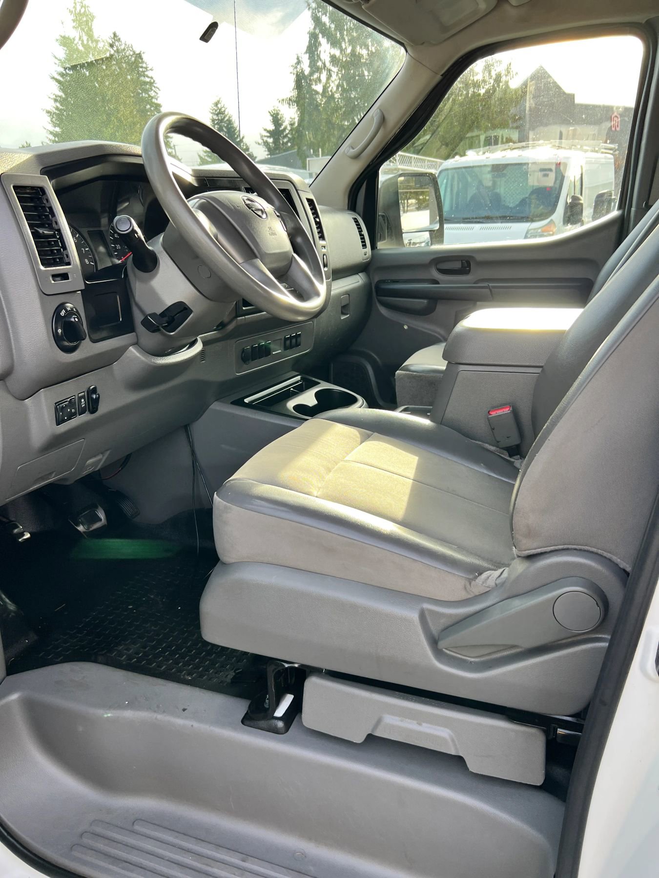 Used 2016 Nissan NV 2500 S w/ Power Package image 9