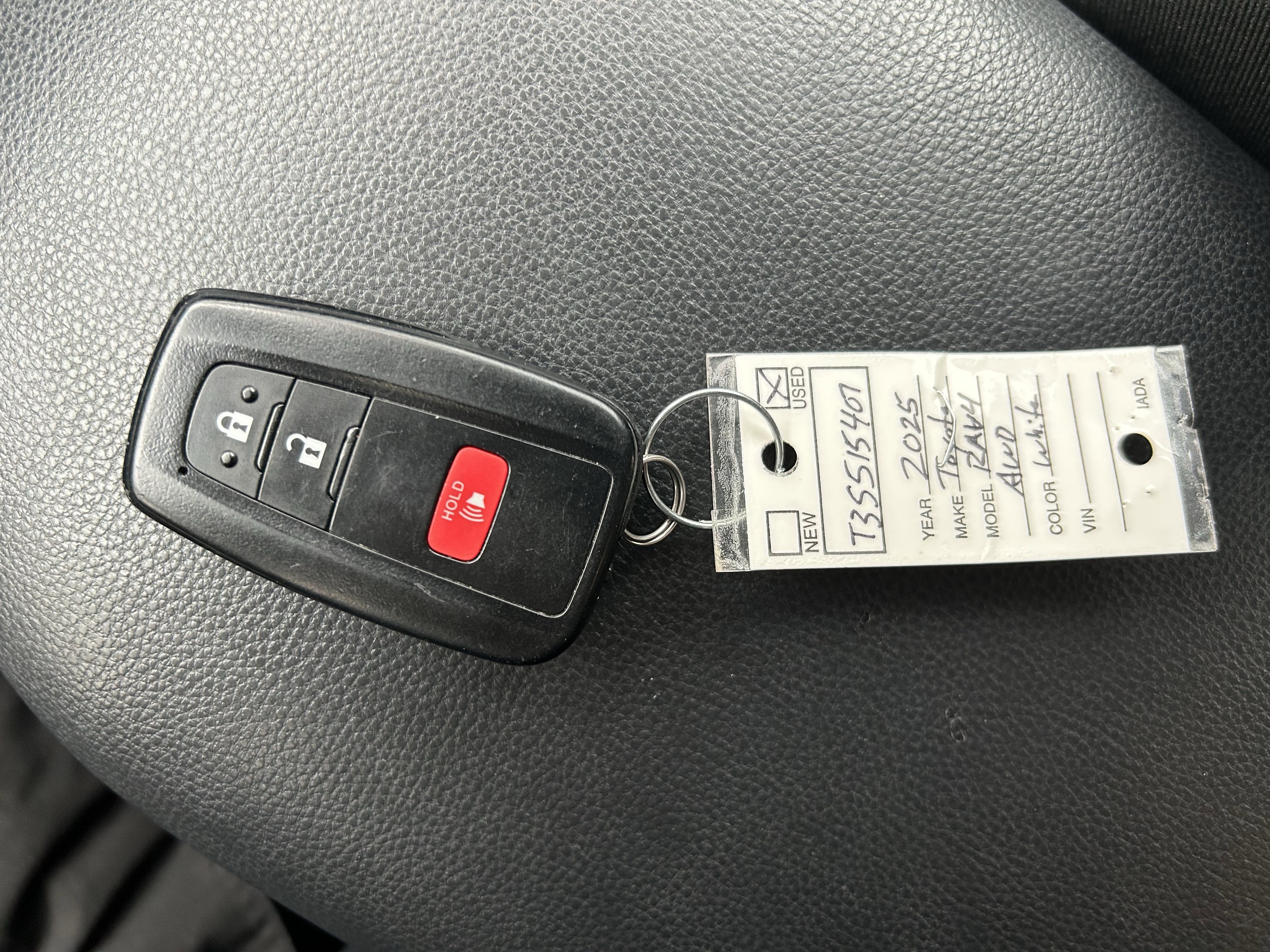 Certified 2025 Toyota RAV4 XLE AWD/4WD image 29