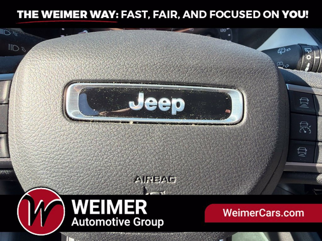 Used 2025 Jeep Compass Limited AWD/4WD image 23