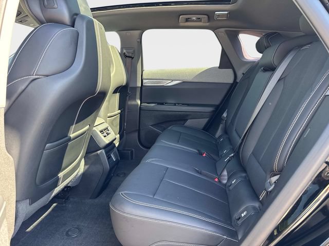 Certified 2025 Cadillac Optiq Luxury 2 w/ LPO, Floor Liner Package AWD/4WD image 12