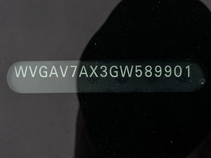 Used 2016 Volkswagen Tiguan SEL image 37