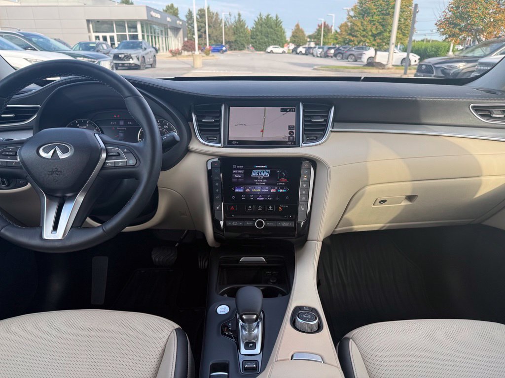 Used 2021 INFINITI QX50 Sensory w/ Cargo Package AWD/4WD image 4
