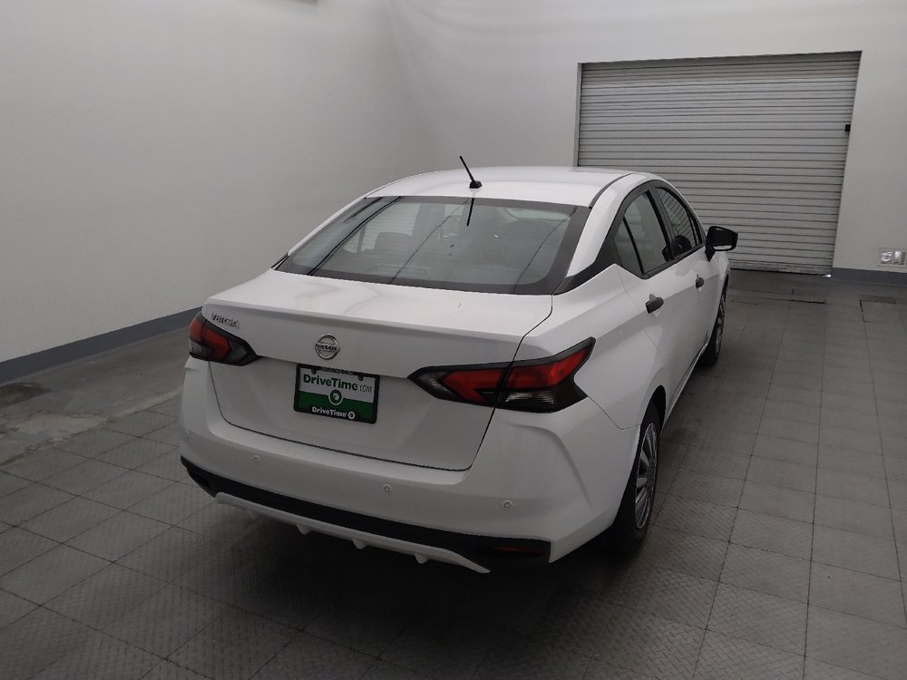 Used 2022 Nissan Versa S FWD image 7