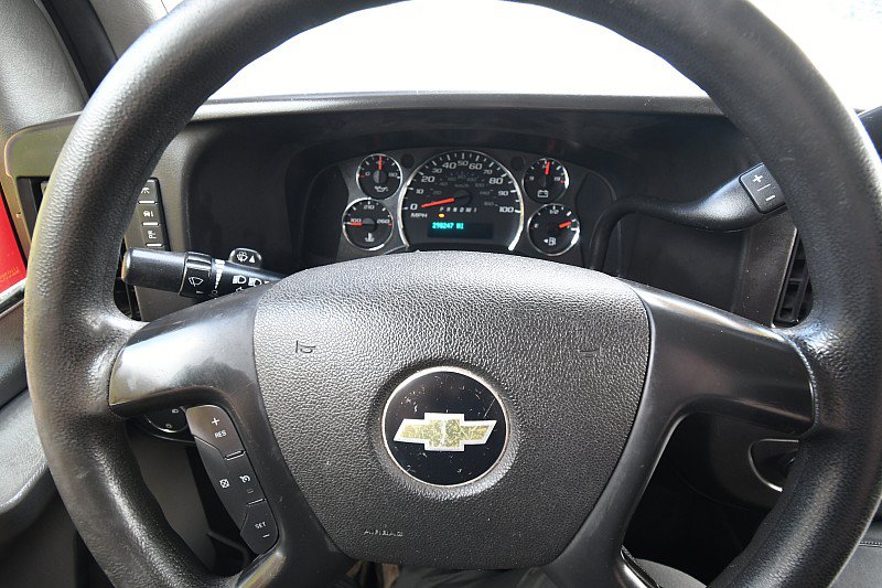 Used 2013 Chevrolet Express 3500 RWD image 13