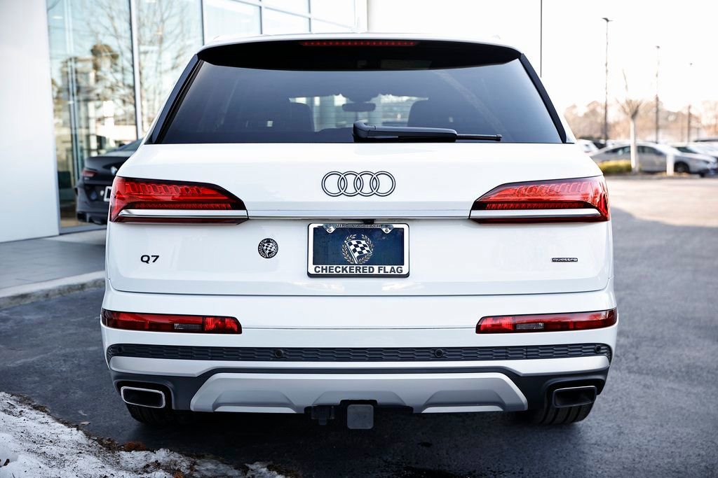 Used 2025 Audi Q7 3.0T Premium Plus image 10