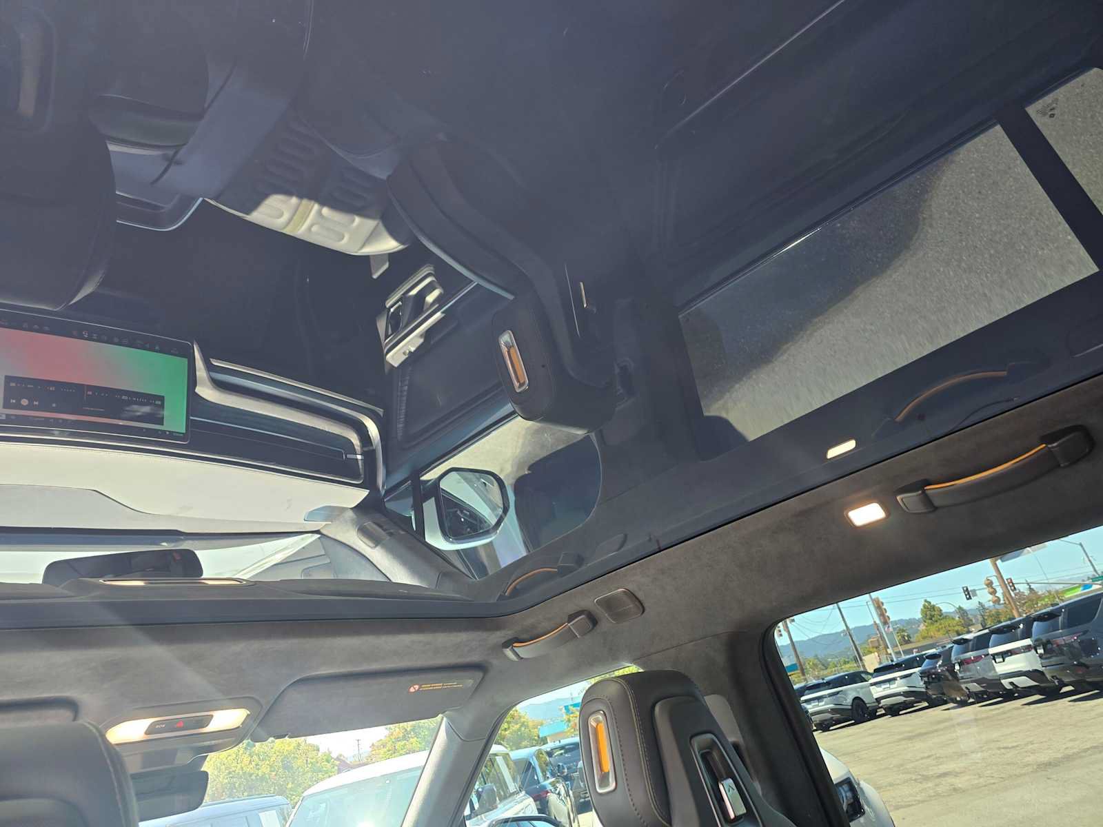 Used 2023 Rivian R1S Launch Edition AWD/4WD image 21