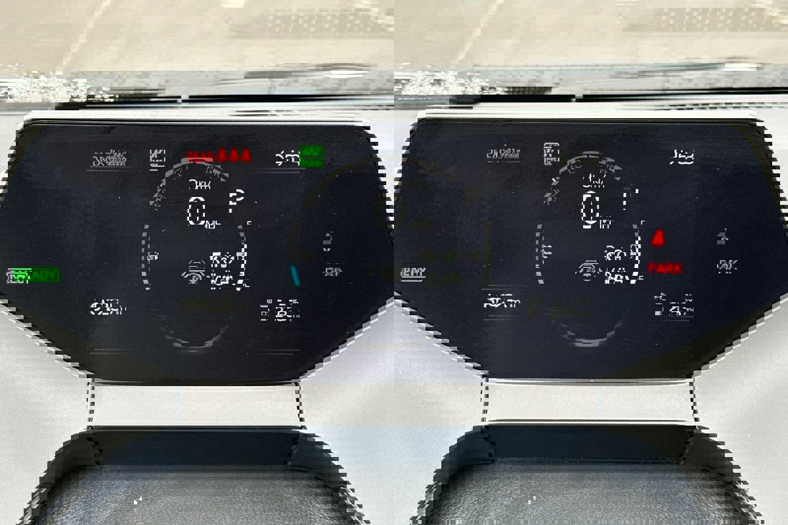 Used 2025 Toyota Prius SE image 24