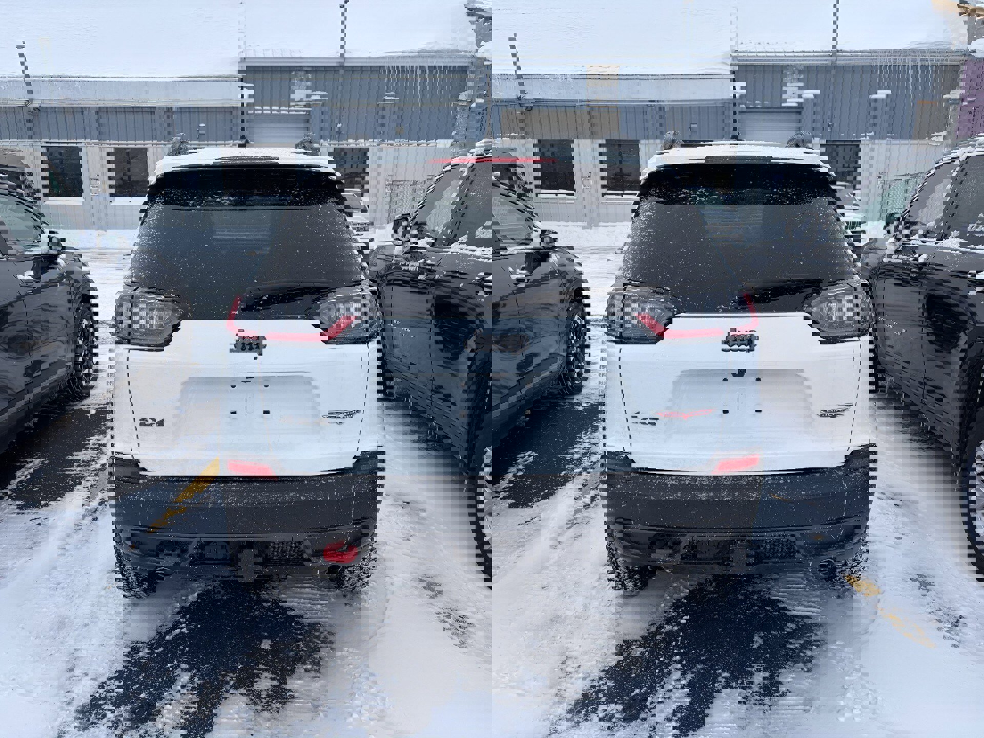 Used 2022 Jeep Cherokee Trailhawk w/ Trailer Tow Group image 4