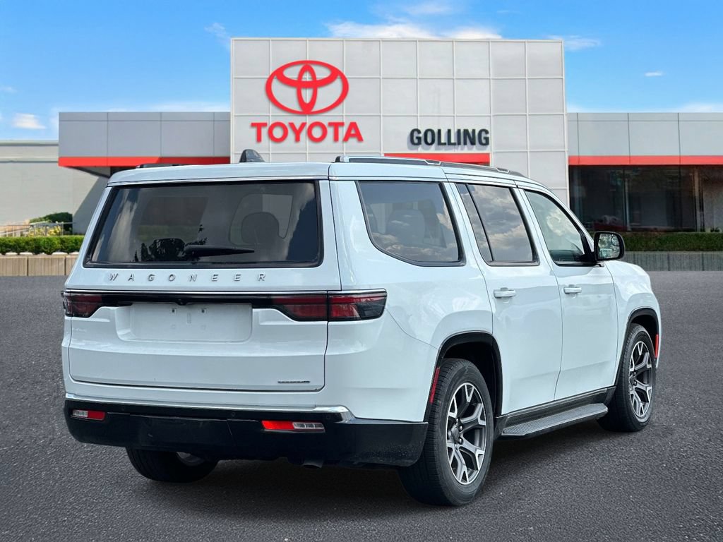 Used 2024 Jeep Wagoneer Series III AWD/4WD image 5