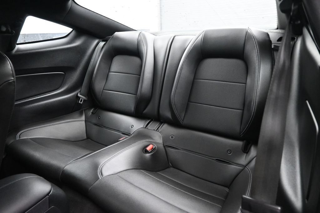 Used 2022 Ford Mustang GT Premium w/ Black Accent Package RWD image 27