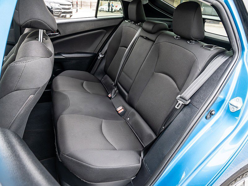 Used 2022 Toyota Prius L Eco FWD image 16