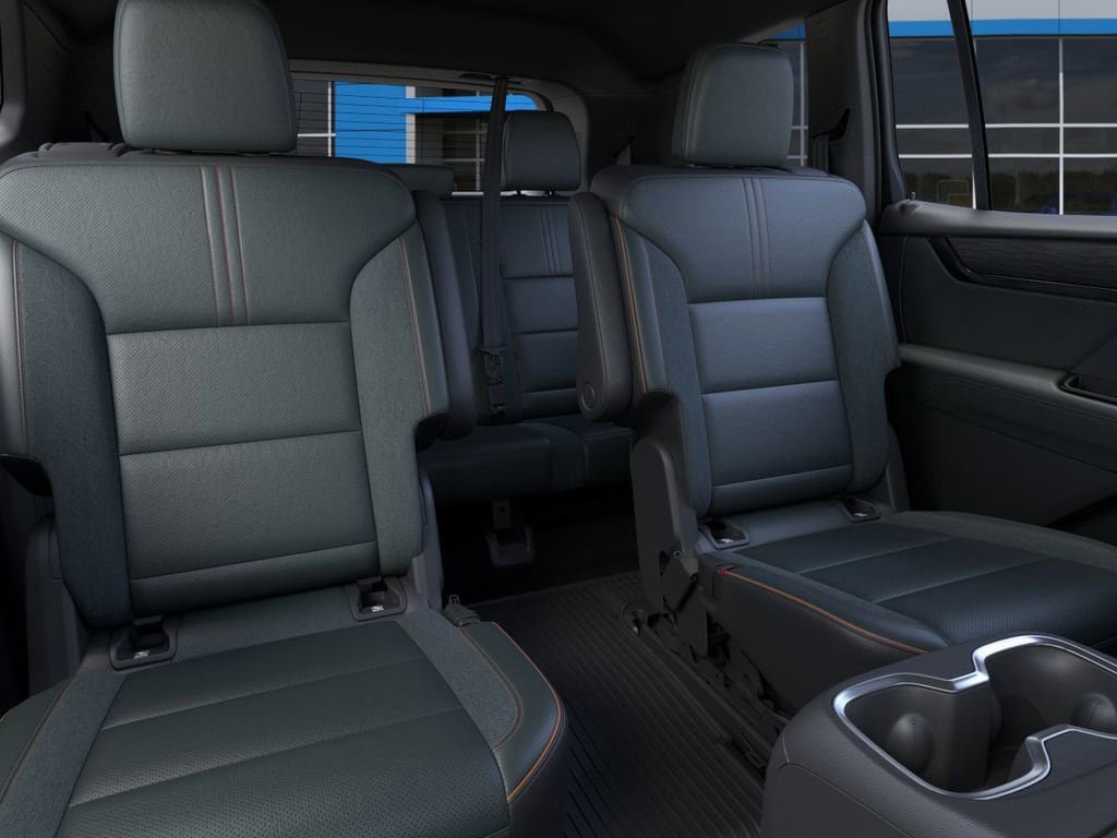 New 2026 GMC Acadia AT4 w/ Luxury Package AWD/4WD image 18