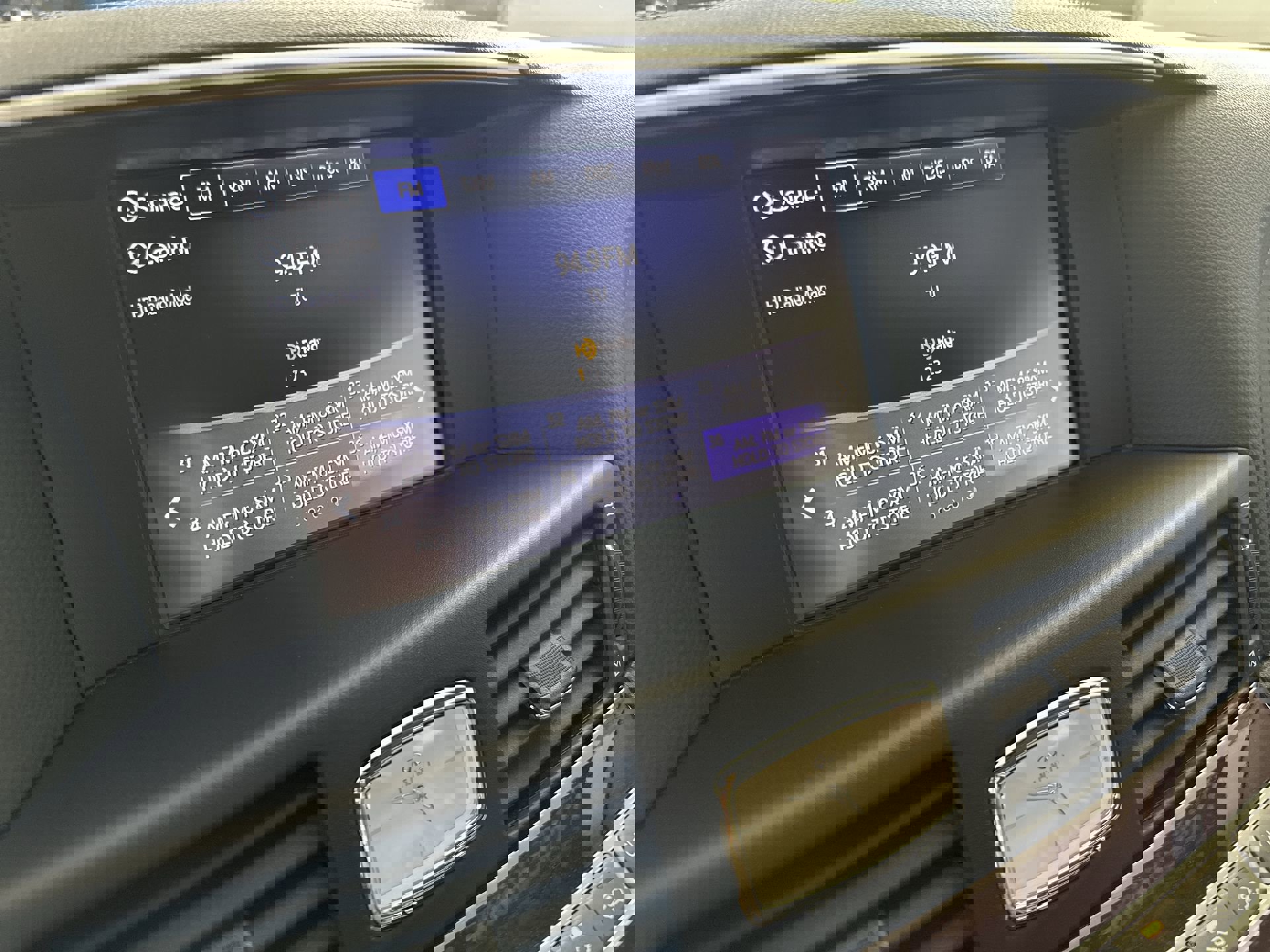 Used 2019 INFINITI Q70 Luxe w/ Proactive Package image 20