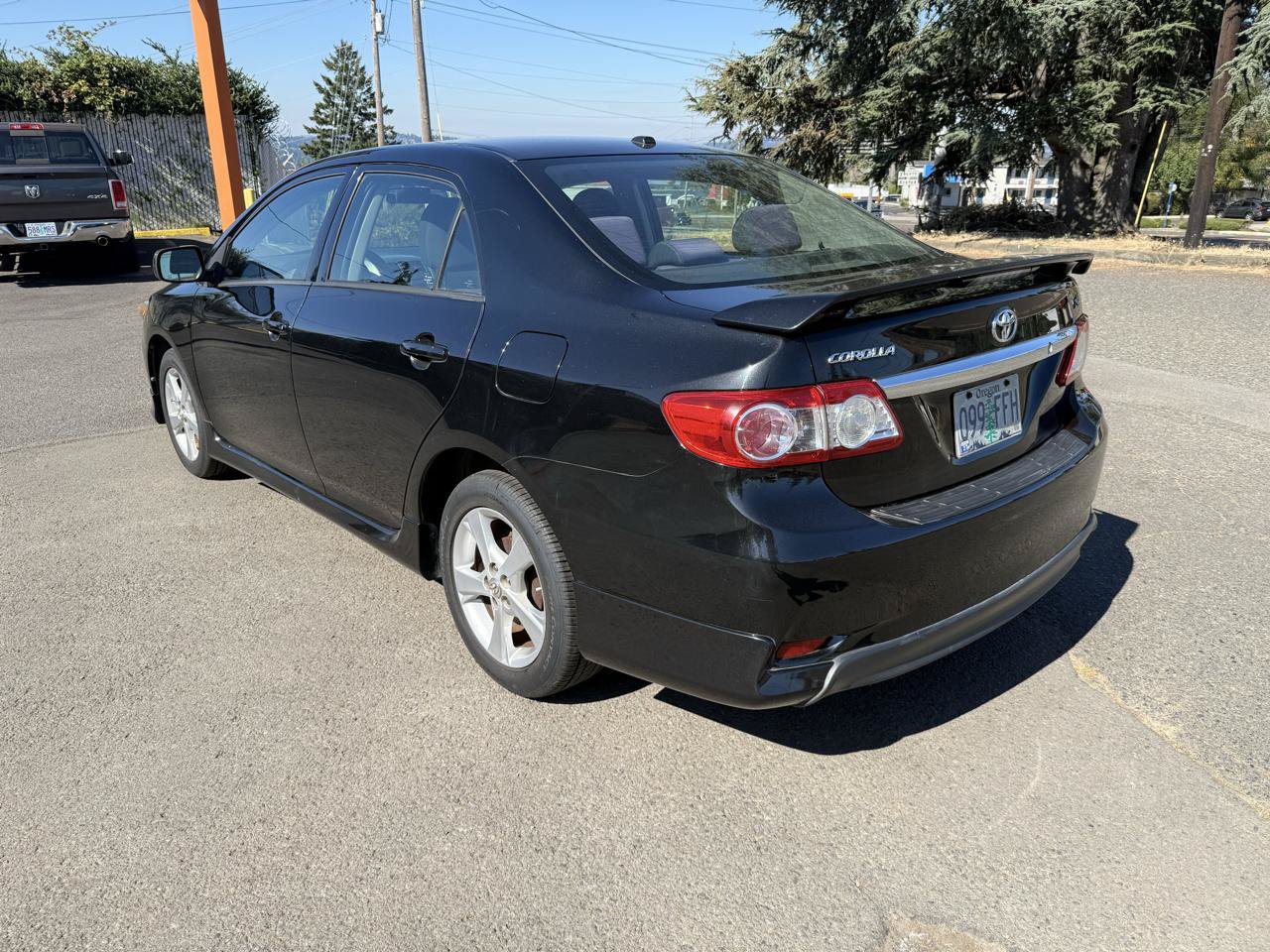 Used 2011 Toyota Corolla S FWD image 3