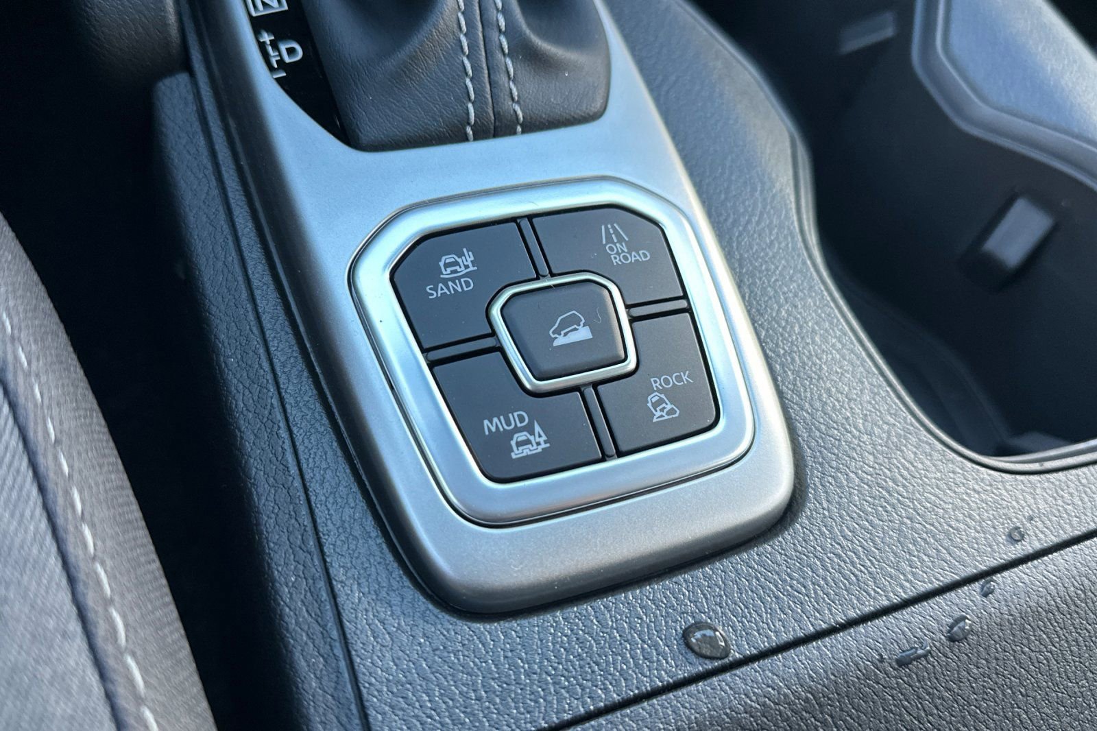 New 2026 Nissan Frontier SV AWD/4WD image 33