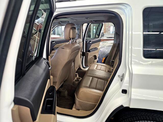 Used 2014 Jeep Patriot Limited w/ Sun/Sound Group image 28