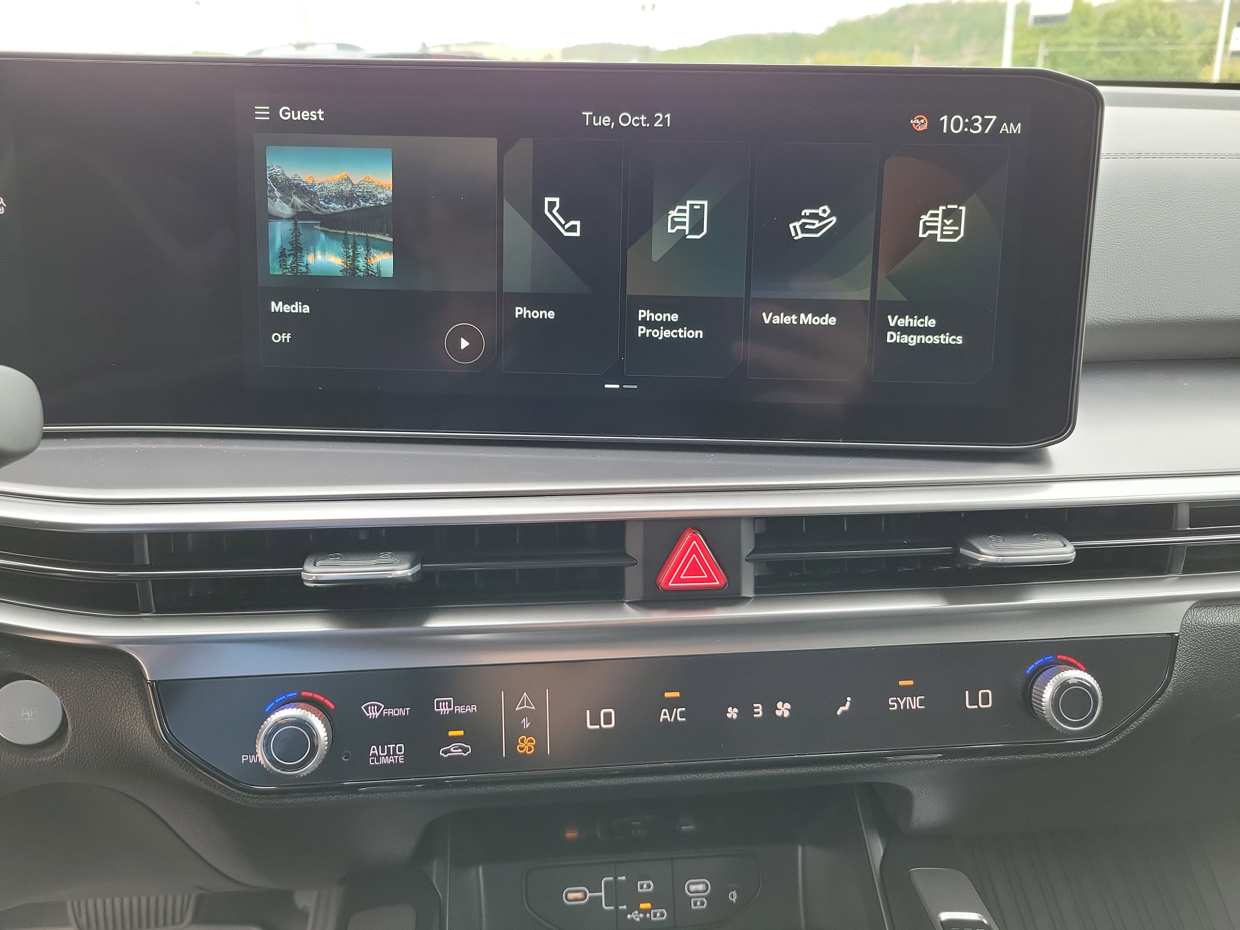 New 2026 Kia Sorento S image 9