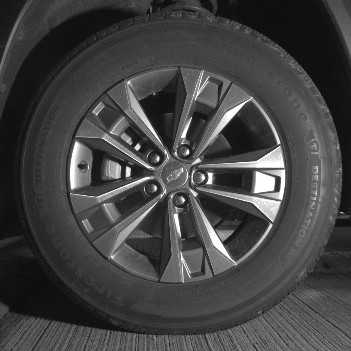 Used 2025 Chevrolet Equinox LT FWD image 12