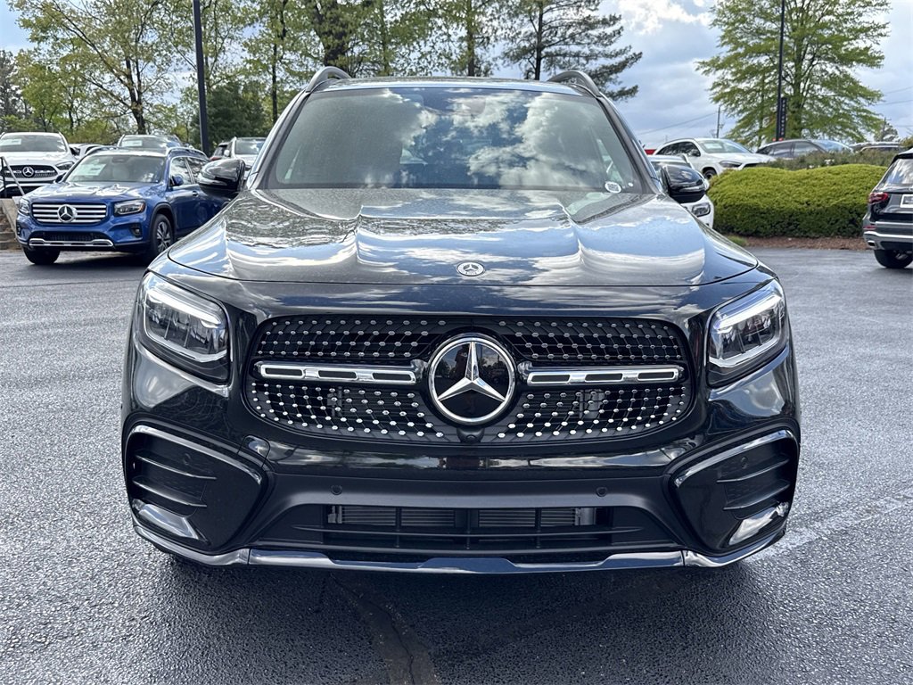 New 2025 Mercedes-Benz GLB 250 4MATIC image 8