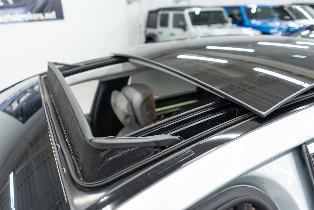 Used 2023 Mercedes-Benz S 580 4MATIC Sedan w/ AMG Line image 48