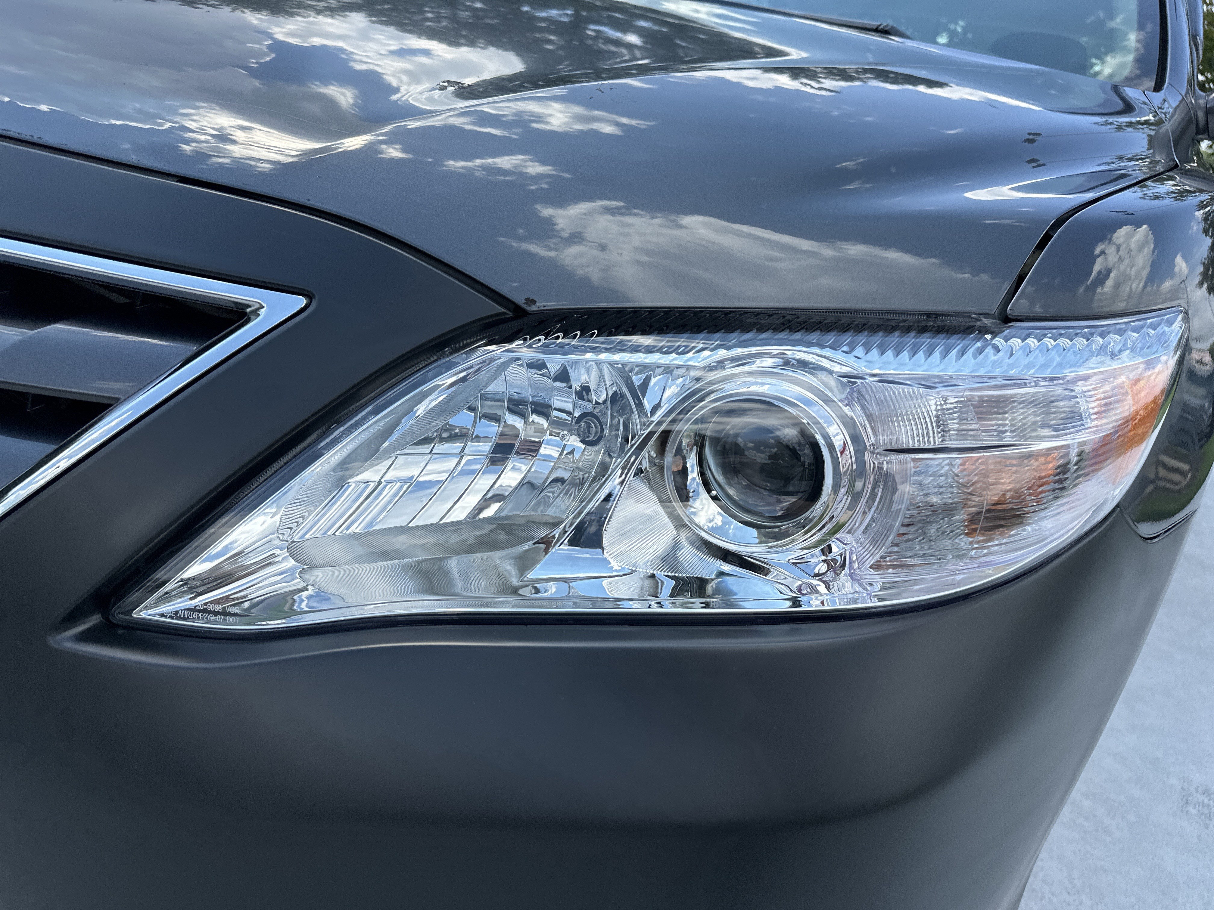Used 2010 Toyota Camry LE FWD image 6