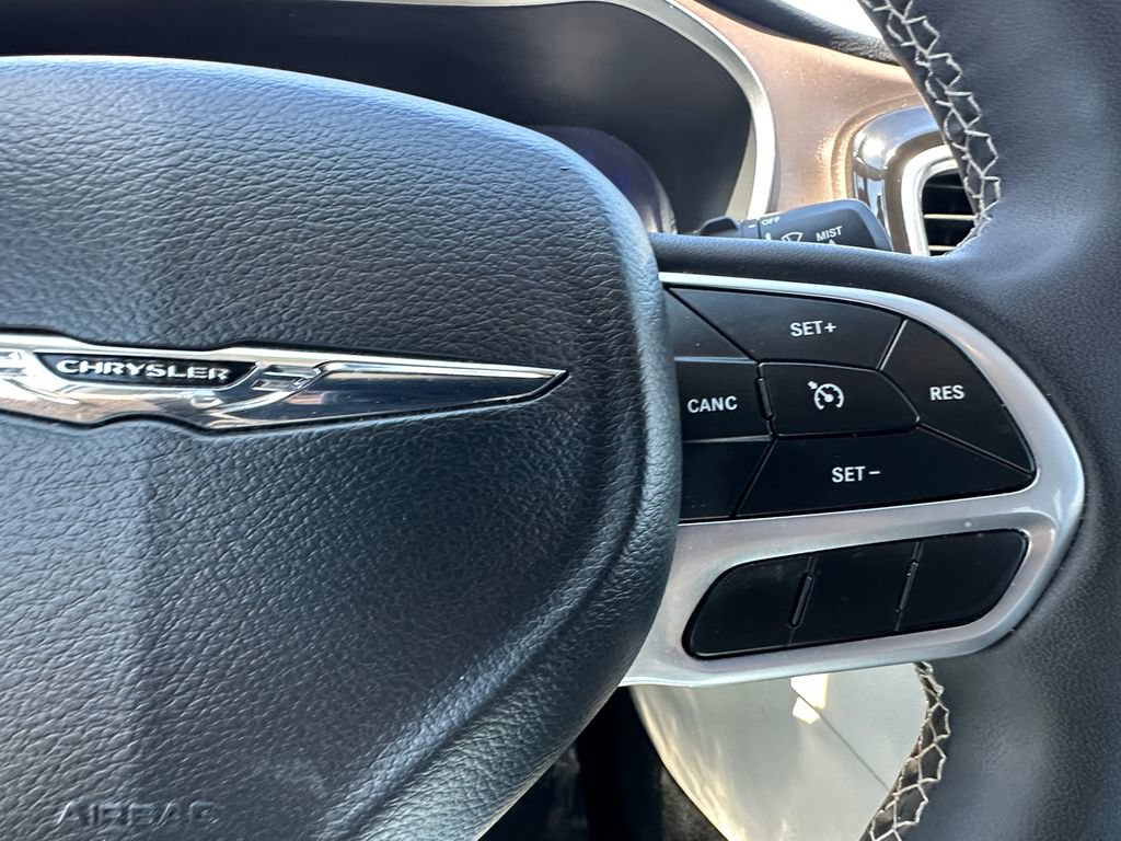 Certified 2024 Chrysler Voyager LX FWD image 28