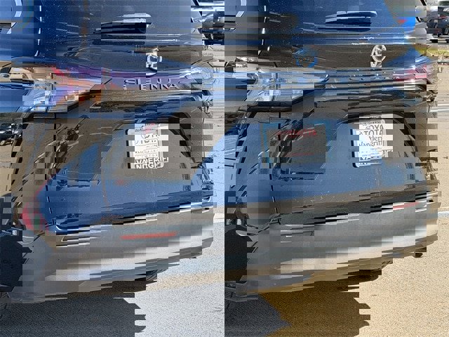Certified 2024 Toyota Sienna LE image 6