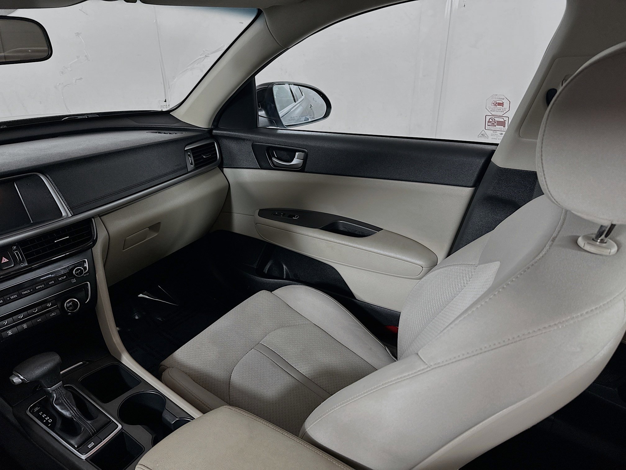 Used 2018 Kia Optima LX w/ 17" Alloy Wheels Package FWD image 21