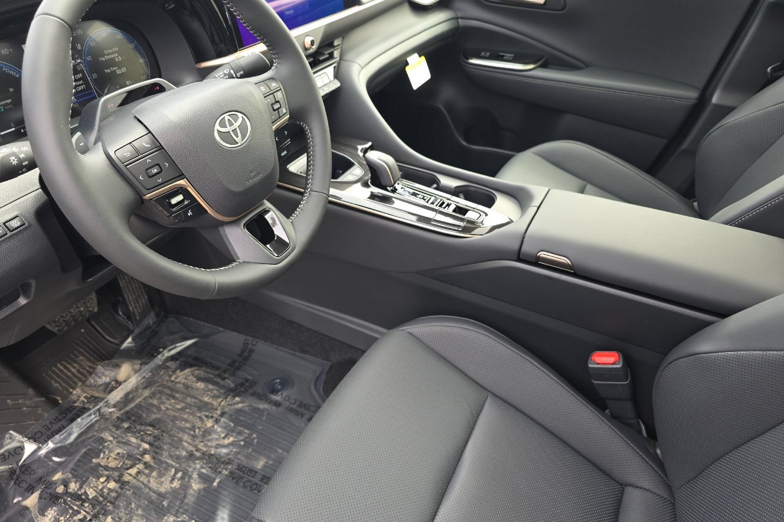 New 2026 Toyota Crown Platinum AWD/4WD image 7