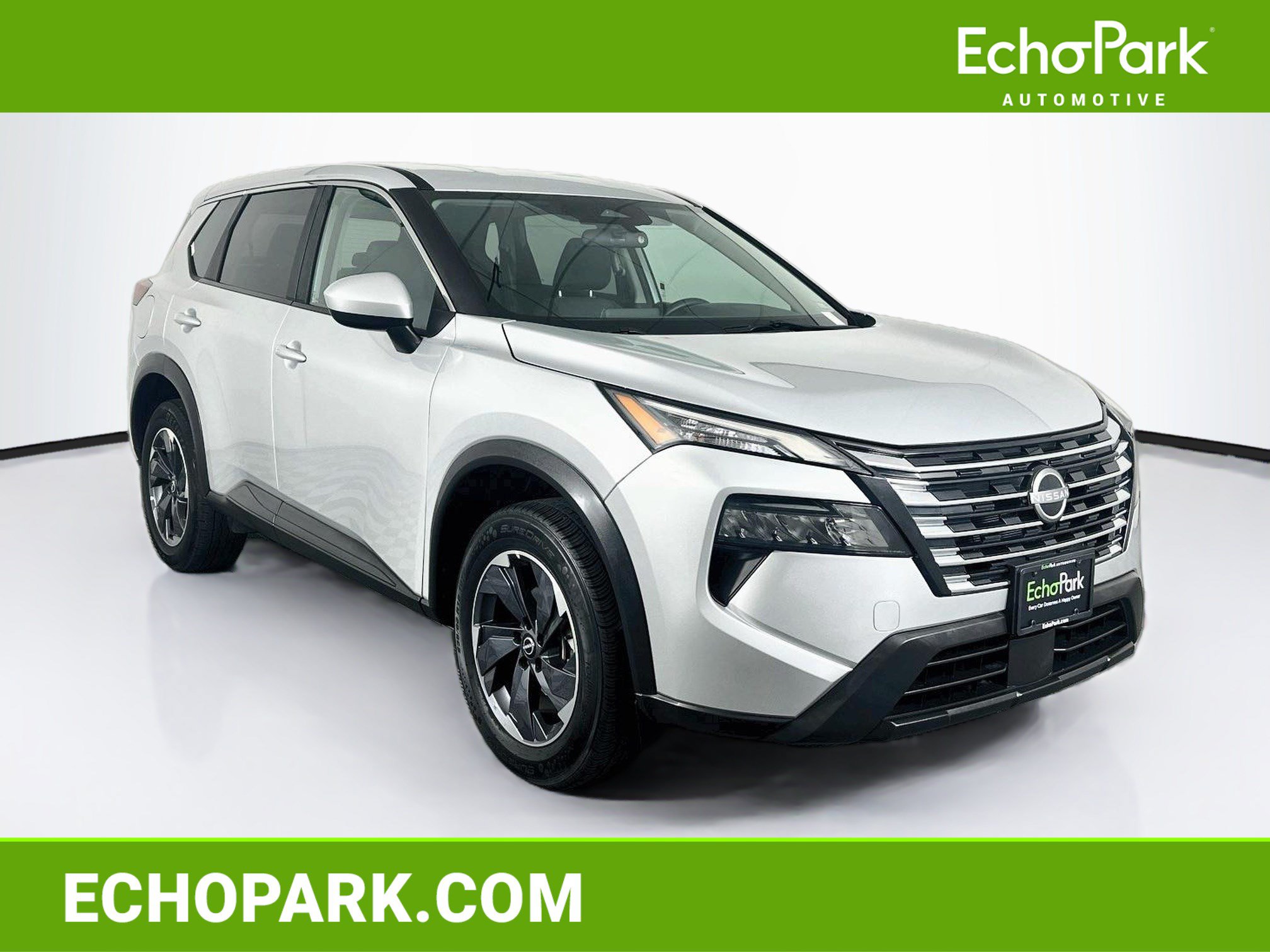 Used 2024 Nissan Rogue SV FWD image 1