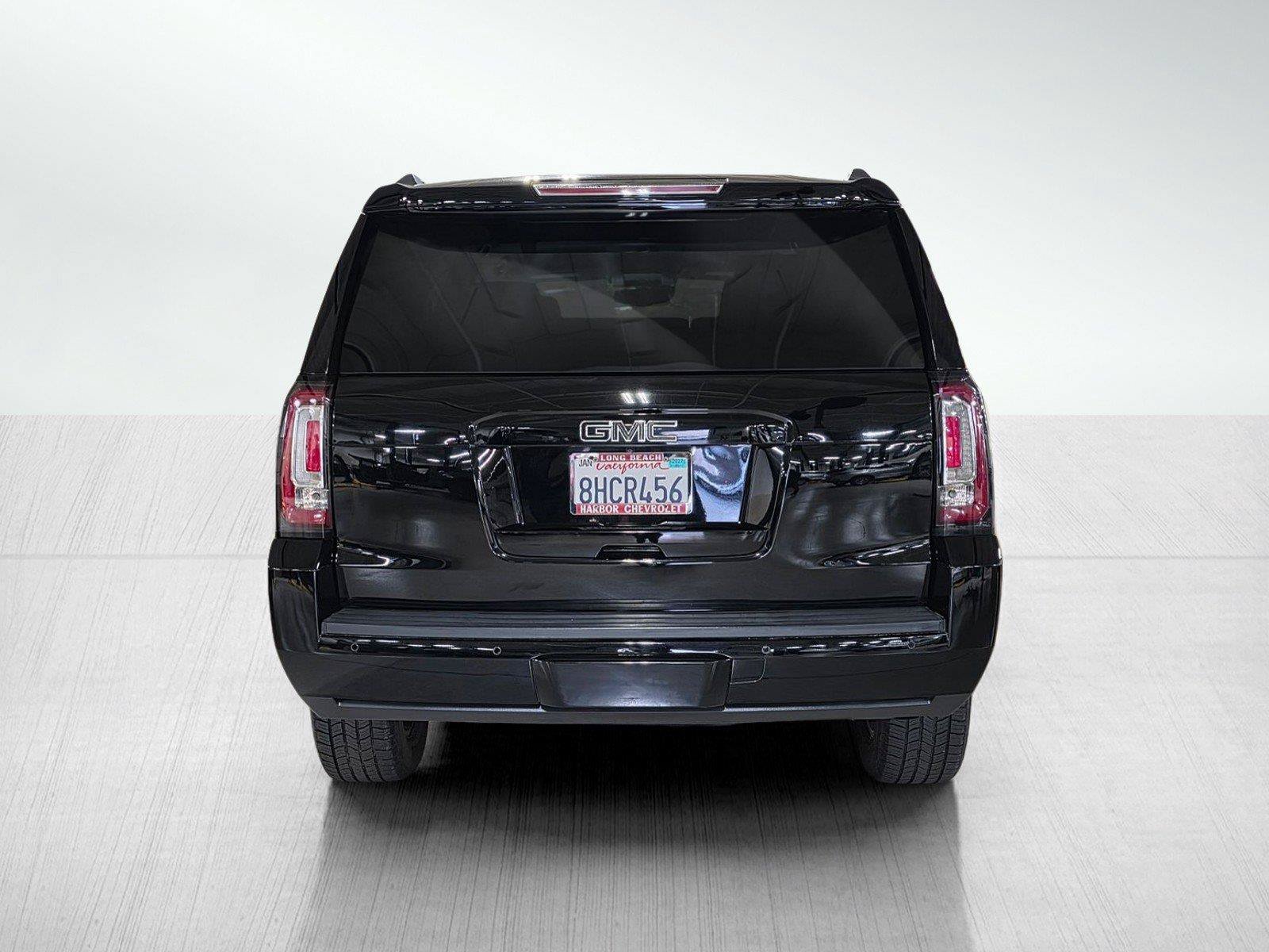Used 2017 GMC Yukon SLT AWD/4WD image 6