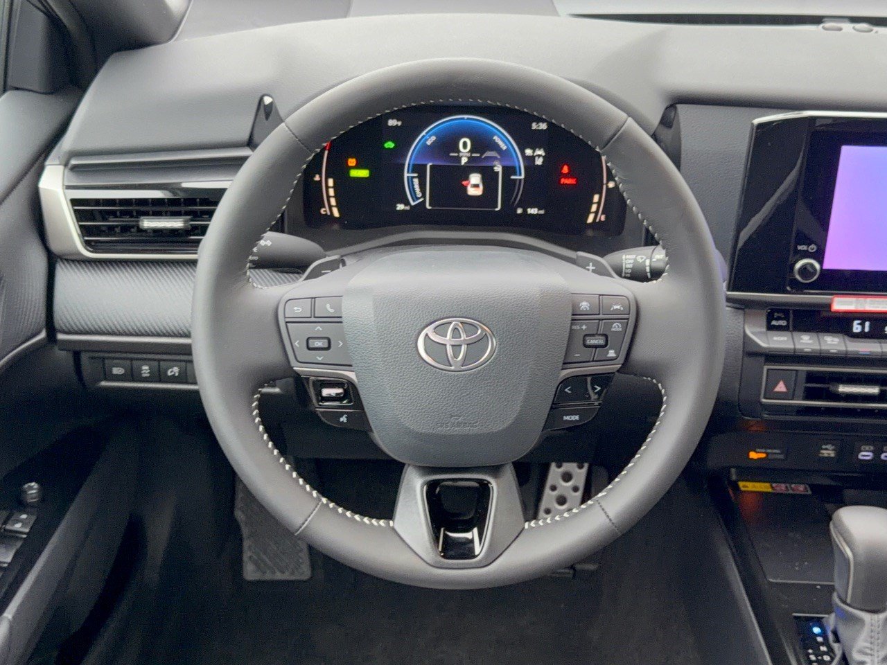 Used 2026 Toyota Camry SE FWD image 10