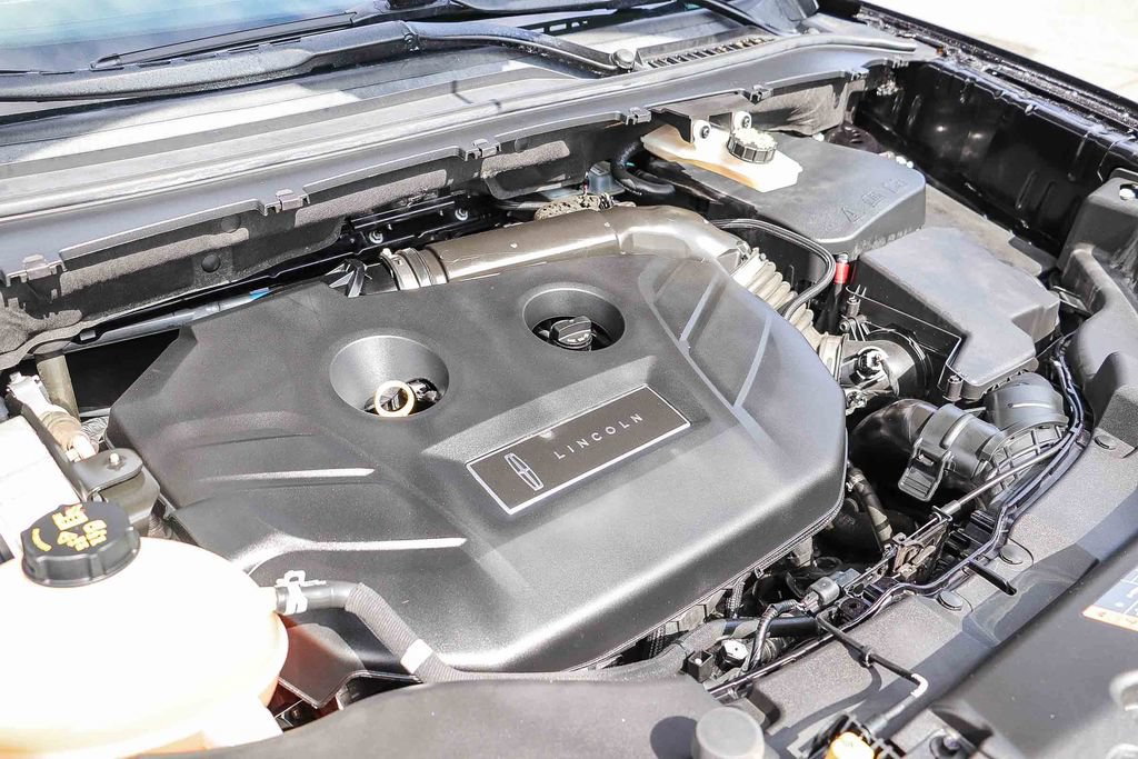 Used 2019 Lincoln MKC Reserve FWD image 32
