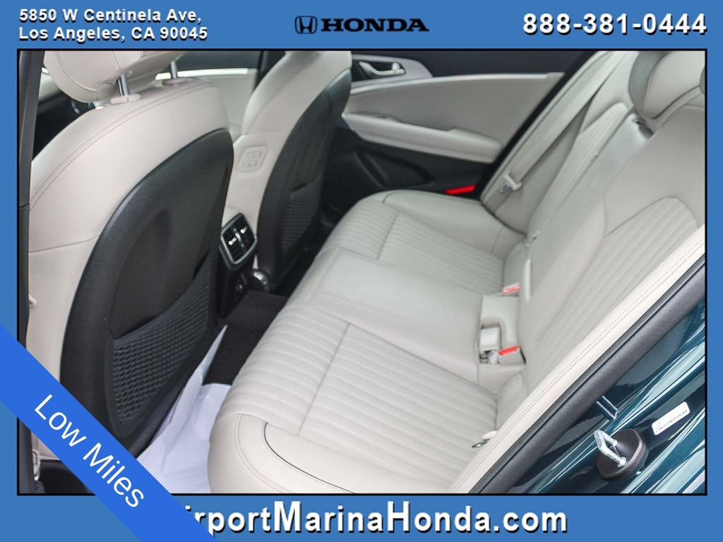 Used 2023 Genesis G70 2.0T w/ Sport Prestige Package RWD image 23
