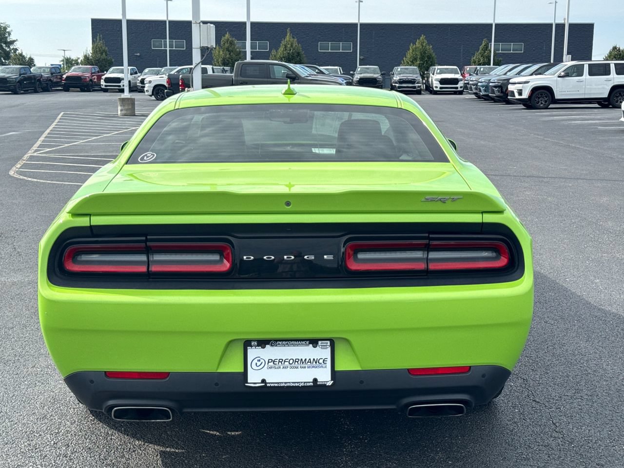 Used 2015 Dodge Challenger SRT RWD image 4