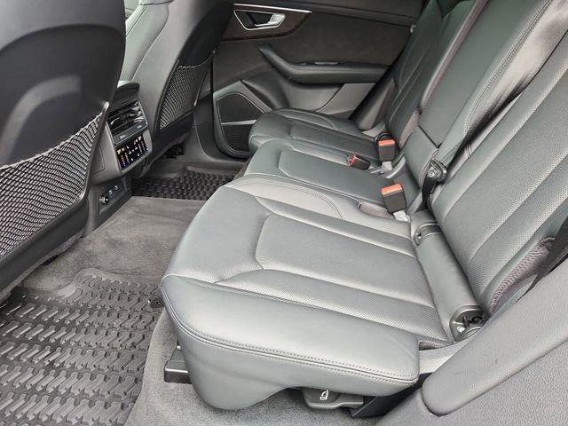 Used 2021 Audi Q8 Prestige image 26