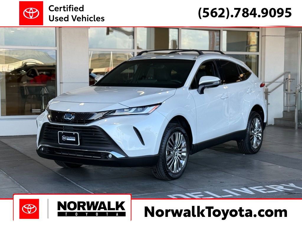 Certified 2023 Toyota Venza XLE video 1